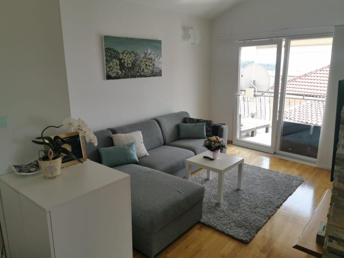 Apartments Dvor - Ap1, Ap2, Ap3 Baška Voda Dış mekan fotoğraf