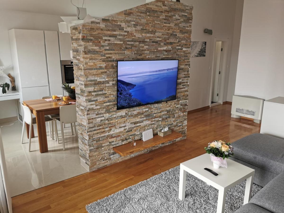 Apartments Dvor - Ap1, Ap2, Ap3 Baška Voda Dış mekan fotoğraf