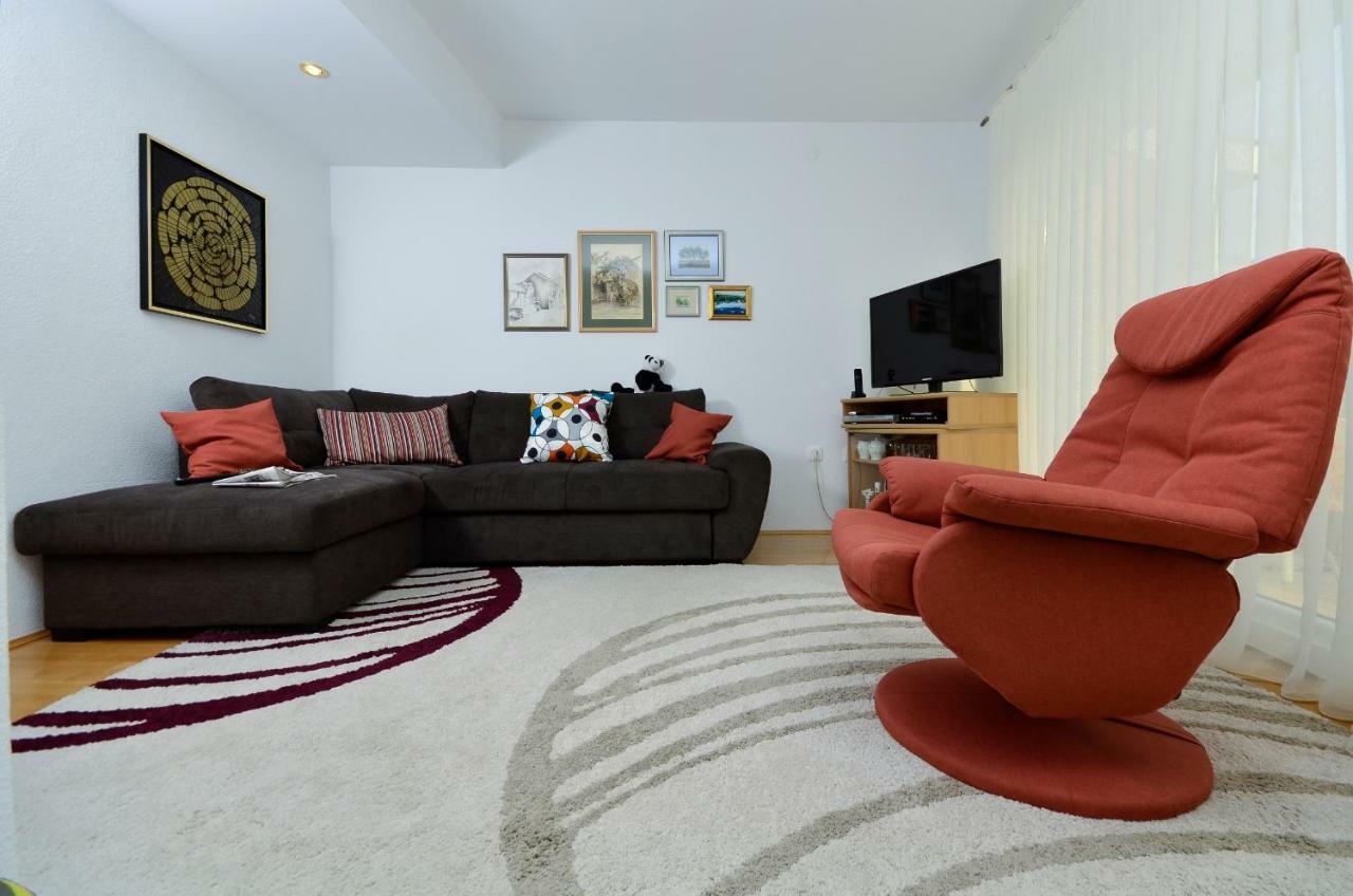 Apartments Dvor - Ap1, Ap2, Ap3 Baška Voda Dış mekan fotoğraf