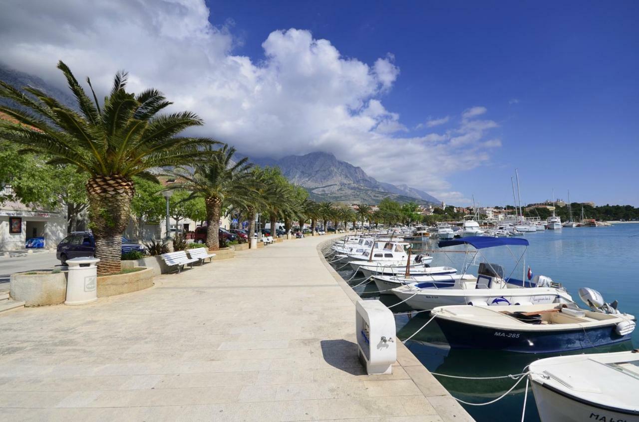 Apartments Dvor - Ap1, Ap2, Ap3 Baška Voda Dış mekan fotoğraf