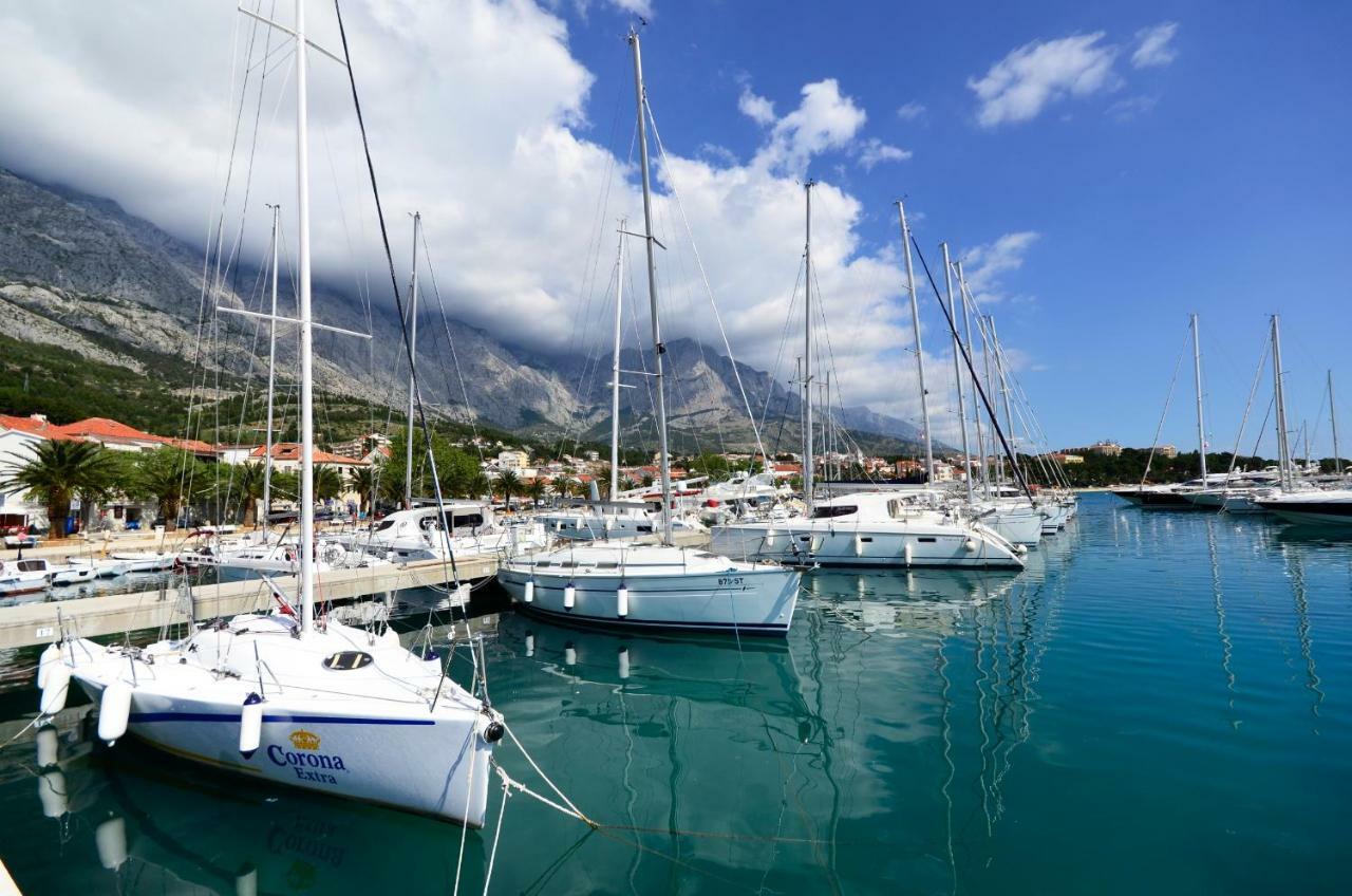 Apartments Dvor - Ap1, Ap2, Ap3 Baška Voda Dış mekan fotoğraf