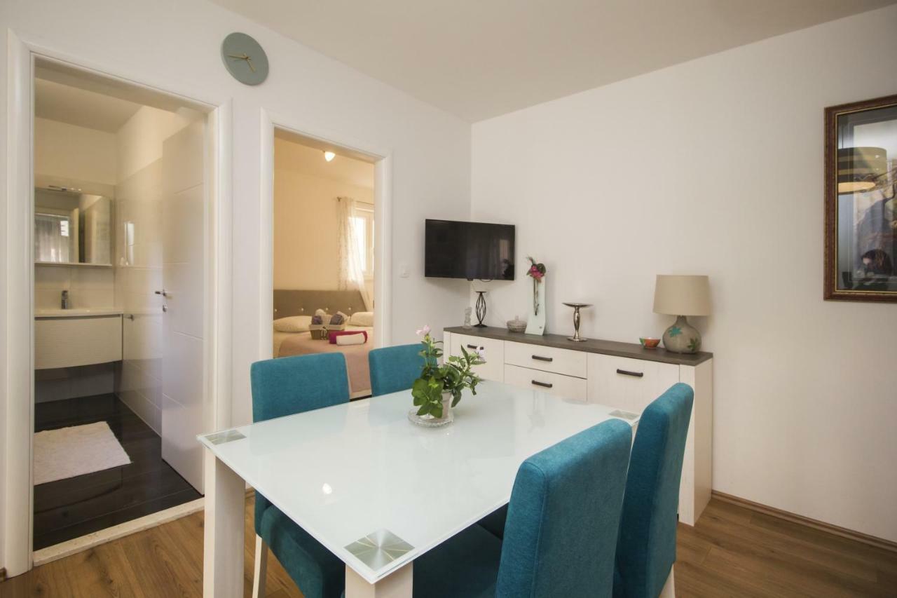 Apartments Dvor - Ap1, Ap2, Ap3 Baška Voda Dış mekan fotoğraf