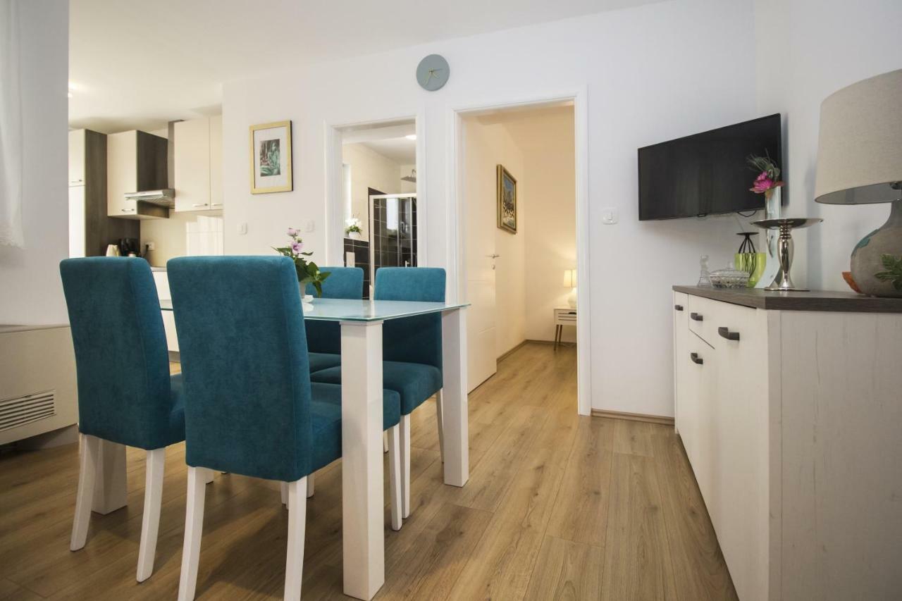 Apartments Dvor - Ap1, Ap2, Ap3 Baška Voda Dış mekan fotoğraf