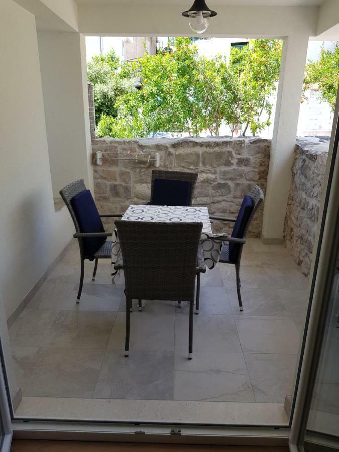 Apartments Dvor - Ap1, Ap2, Ap3 Baška Voda Dış mekan fotoğraf